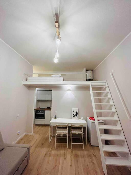 Apartamento Near Bocconi Milán
